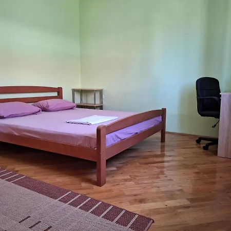 Апартаменти Mara *