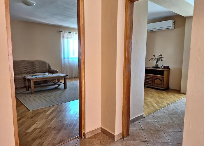 Διαμέρισμα Mara